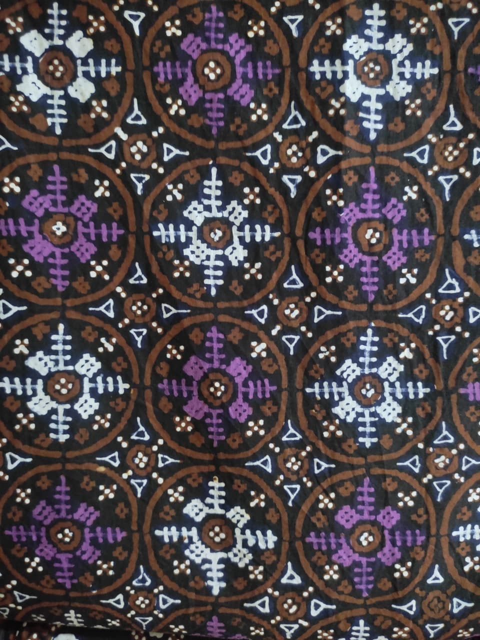 Batik Nitik Cakar Ayam